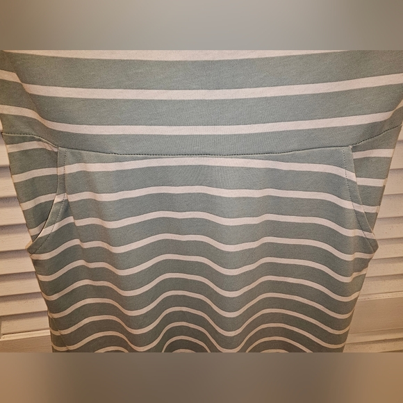 Wonder Nation Girls Short Sleeve Play Dress with Pockets Large 10/12 - Picture 3 of 5